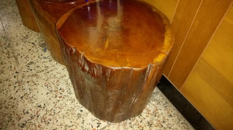 紅豆杉-原木椅-泡茶椅（很重限自取）