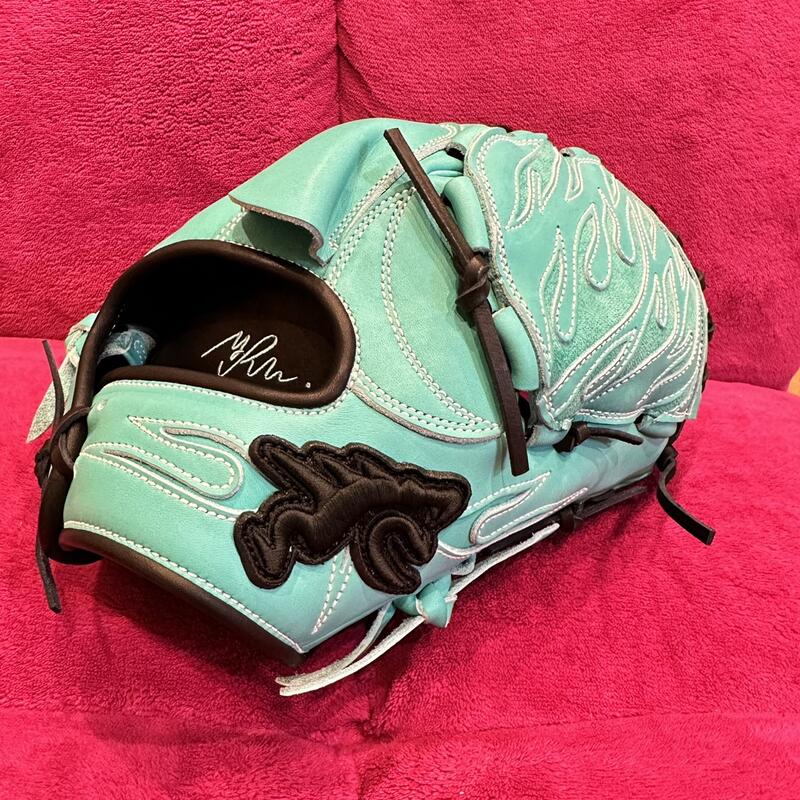 GLOVE STUDIO RYU 硬式グローブ 投手 ピッチャー D99 松坂 Ryu軟式野球