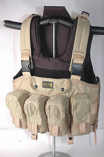 LONDON BRIDGE TRADING CO.製LBT 0290 D AK/M4彈匣肚兜(ST SEAL DEVGRU