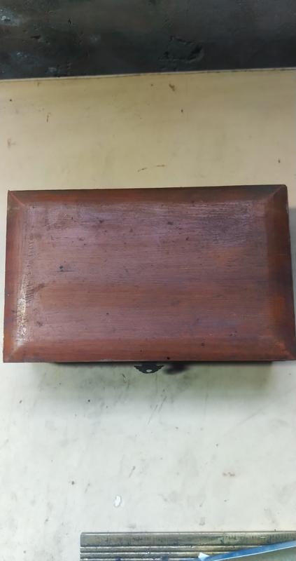 檜木老印章盒含印章  高約5cm長約14cm寬約9cm保存良好