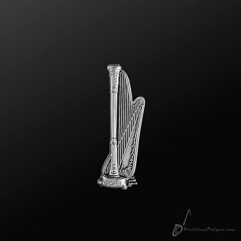 小叮噹的店- 別針 MD品牌  全新 豎琴 Harp 銀色 香港進口 精品 禮物 D11 胸針 設計款 