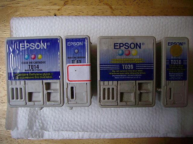 EPSON 原廠墨水夾４個，計有~T013、T014、T038、T039~各乙個