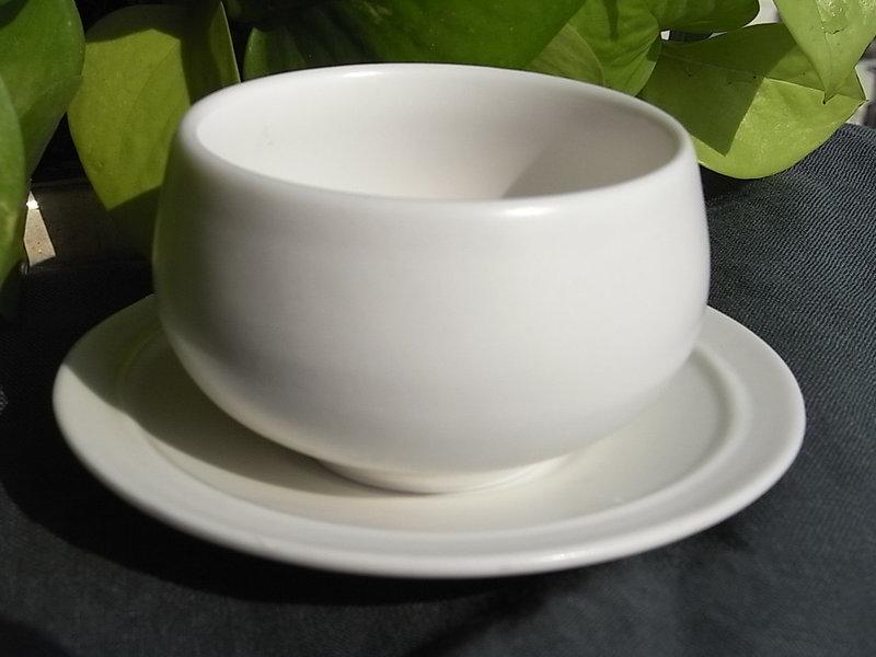【子葳手札】白色圓肚品茗杯(含杯托) 中式 瓷杯 茶杯