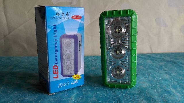 3+1 LED燈手電筒 照明燈--股東會贈品紀念品 忠孝敦化/忠孝sogo捷運站