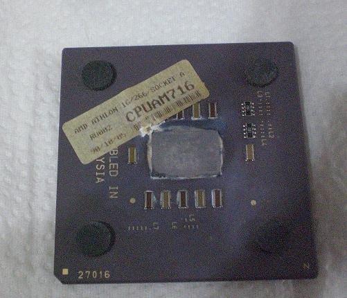 CPU AMD ATHLON  1G  (133.3 x 7.5)266  SOCKET A (可超頻)