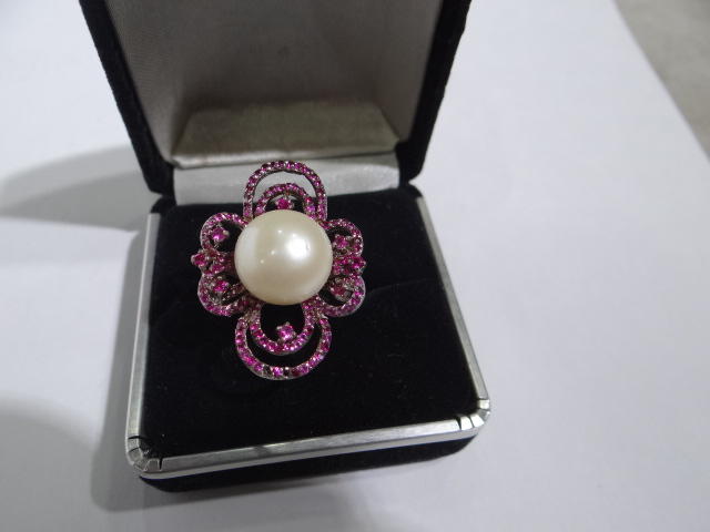 天白真珠戒指 13.5mm鑲紅寶石  女戒指然 友人託售