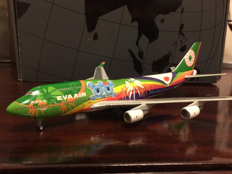 EVA Air Koala Festival 747-400 1/300 模型 EVA Air Koala Festival 747-400 1/300 模型 長榮航空747模型1