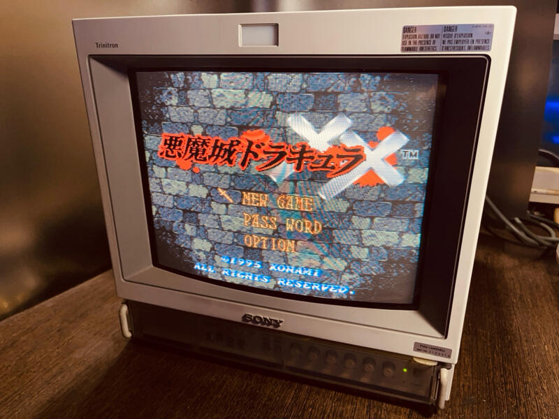 （已售出）SONY PVM-14M2MDJ 日規日本製稀有米白色雙RGB輸入彩監