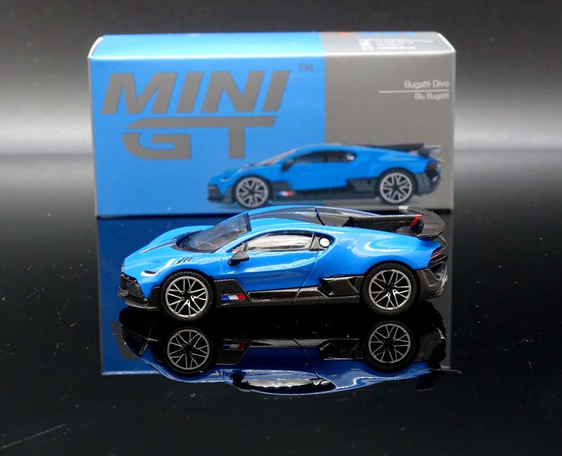 Mini GT 1:64 Bugatti Divo Blu Bugatti #601 - Modellino Auto Limited Edition 2023