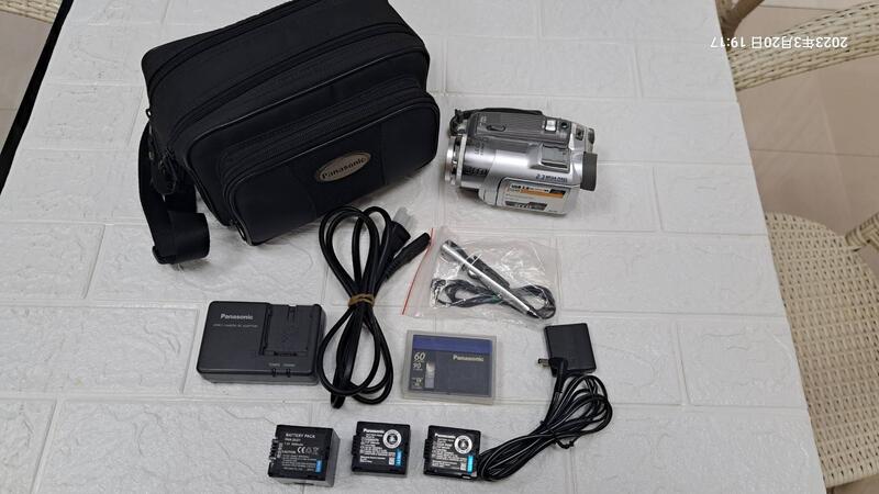 魅客】Panasonic NV-GS150攝錄影機、全配、近全新，使用mini DV帶攝錄 