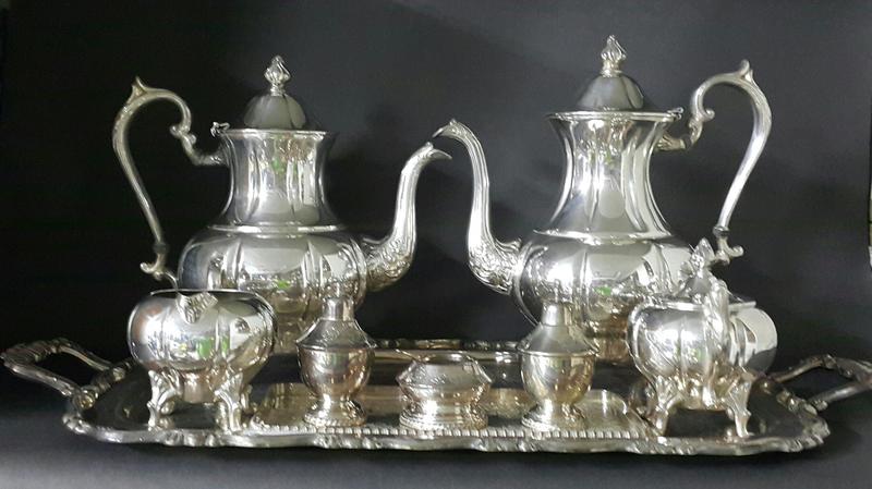 431高檔英國鍍銀壺組 Vintage Silverplate Ornate teapots （皇家貴族精品）