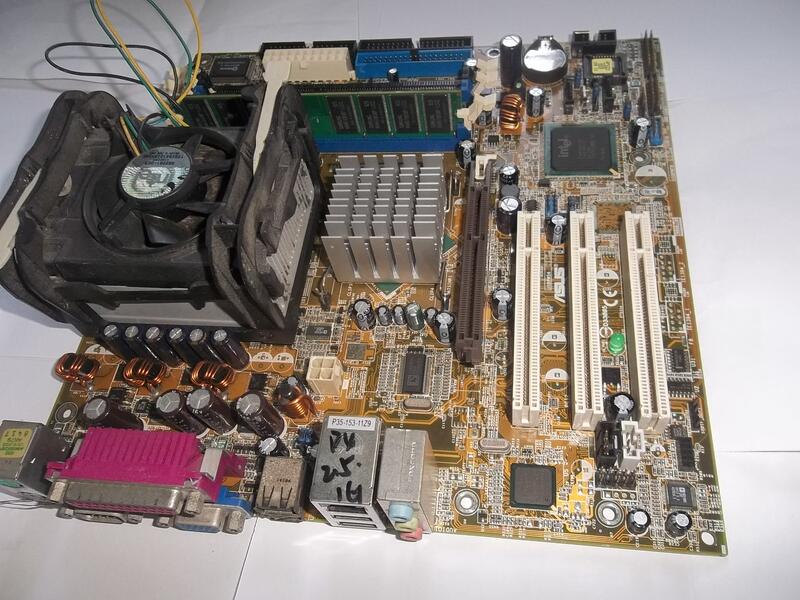 ASUS,華碩主機板,P4P800-VM,P4P800,,,,創見1G記憶體,含風扇,良品