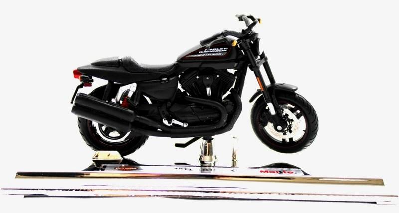 【機車模型】Harley Davidson 2014 Sportster Iron 883 美馳圖 1/18哈雷機車模型