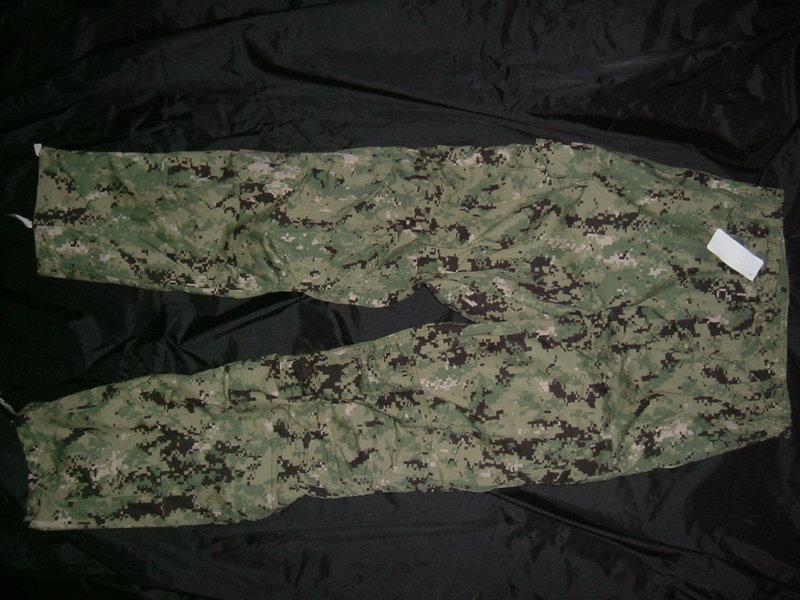全新含吊牌 現役美國海軍數位叢林迷彩 NWU III AOR2 戰鬥褲 S- R 只賣現貨