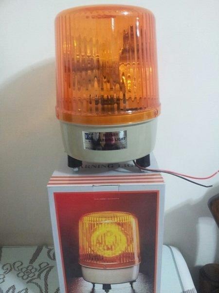 宸市嫙風~紅鷹牌 大型 旋轉式警示燈(110V/220V) / 停車場警示燈 / 可超商取貨