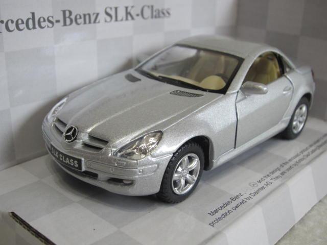 【KENTIM 玩具城】賓士BENZ SLK-Class銀色 1:32KINSMART 合金迴力車