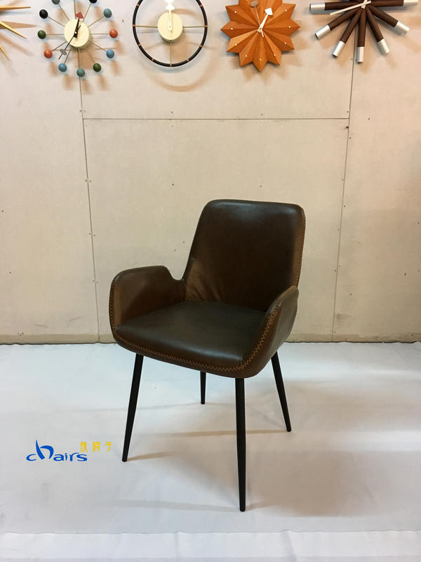 【挑椅子】工業風縫線扶手皮椅 餐椅  書桌椅 (復刻品) ZY-C43