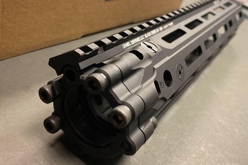 AIRSOFT ARTISAN ダニエルディフェンス ris3 10.5インチ Airsoft