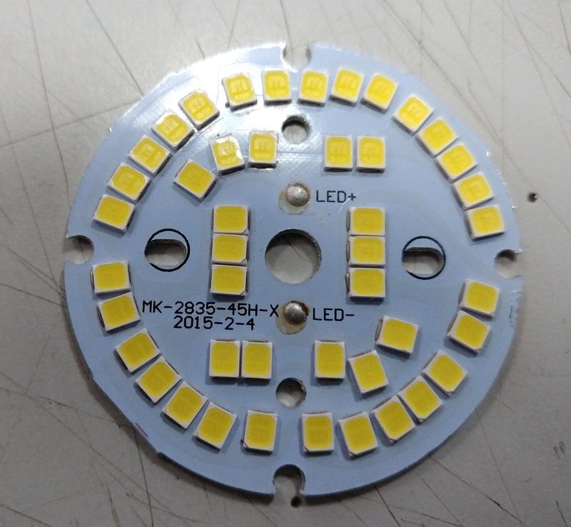 LED 9w(18W) 白光貼片 2835 6V 0.4W LED 5P9S燈板 (二片一組)