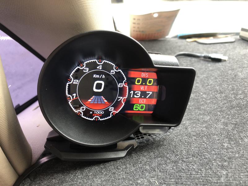 (小明的家)OBD2 多功能液晶顯示儀錶賽車表HUD 抬頭顯示器水溫表時速表轉速表渦輪表汽車多功能顯示表保固18個月