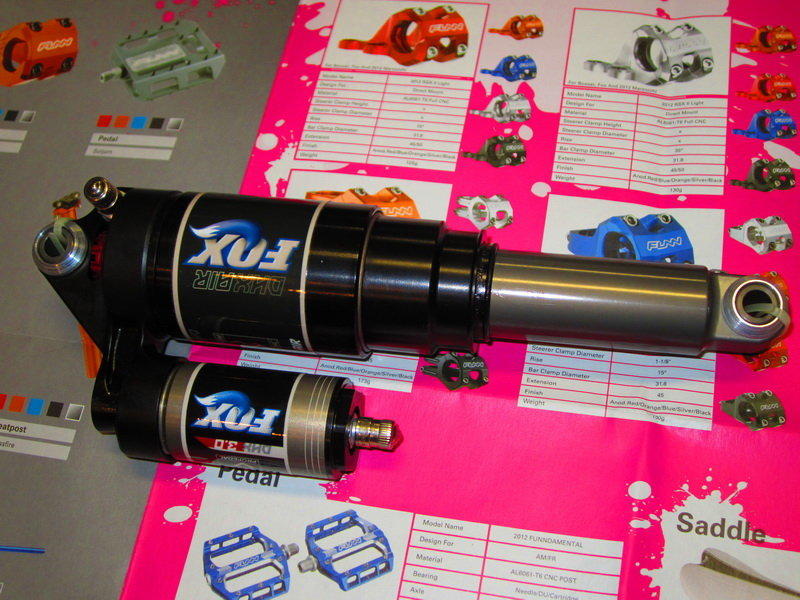 CS~千祥 FOX DHX 3.0 AIR 215mm XC/AM/FR/DH | 露天市集 | 全台最大的網路購物市集