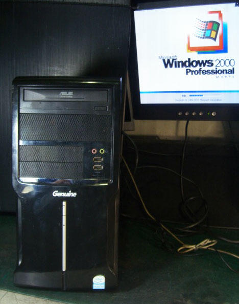 【窮人電腦】捷元跑Windows 2000系統工業主機！桃園中壢以北免費外送！外縣可寄送！