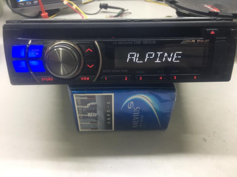 ALPINE 阿路品 CDE-100EUB USB主機 非 pioneer JVC 先鋒 SONY