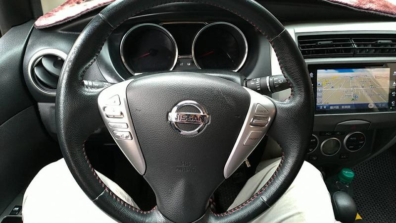 完工價 Nissan ALL NEW LIVINA 方控 音響快撥鍵 方向盤快撥鍵 控制 音控 tiida