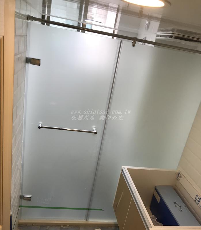 Shintsai玻璃工程 淋浴間 淋浴拉門 品質優乾溼分離 無框五角式淋浴拉門 含丈量、安裝、 限地區含安裝