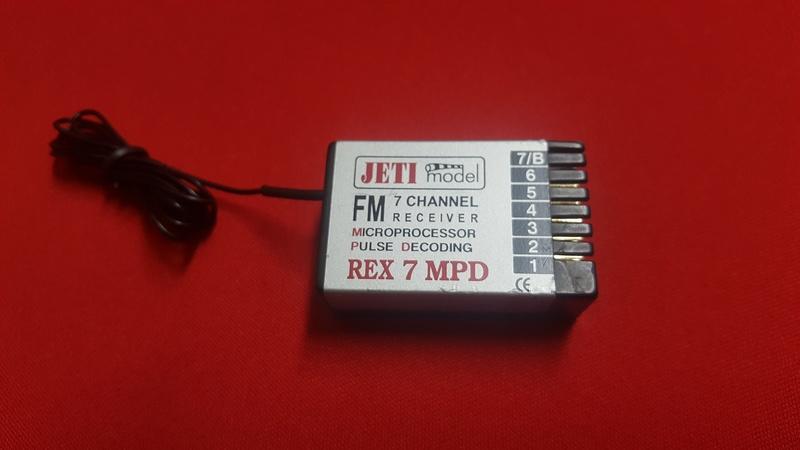 JETI REX 7 MPD  ( 35 頻含接收體 35.19 Mhz)