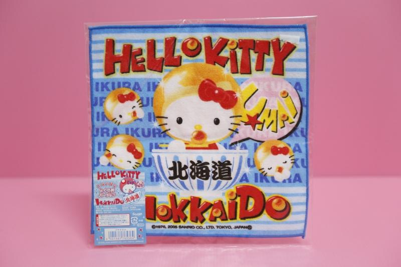 🌸Dona代購🌸現貨 日本正版 北海道限定 Hello kitty凱蒂貓鮭魚丼飯 小方巾/小毛巾(日本製) C21