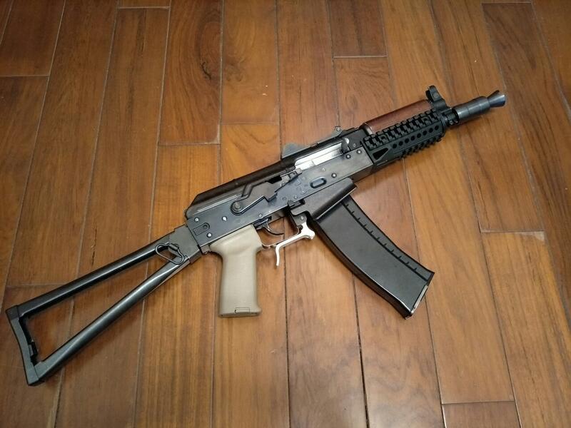 【軍火狂人】WE AKS74U AK74U 改 GBB 有後座力 經典AK 生存遊戲