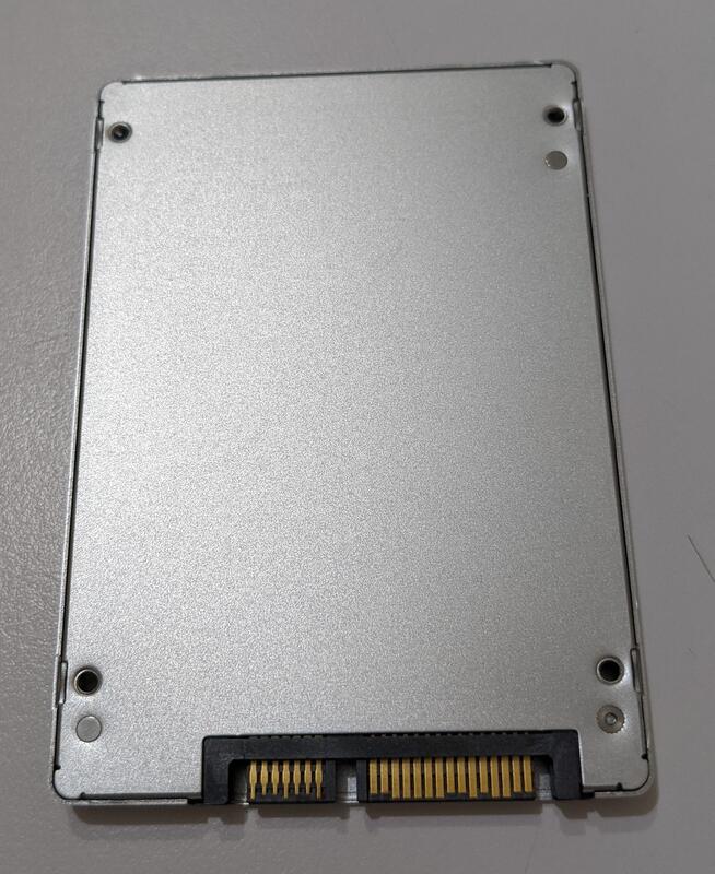 Micron 1300 SSD 2.5吋512GB SATA 6Gb/s MTFDDAK512TDL (二手良品