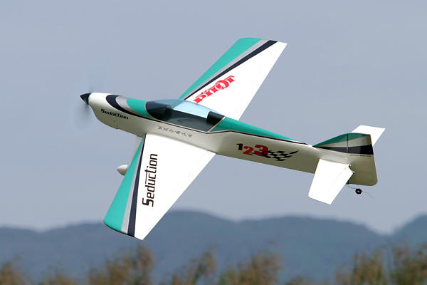 <搞啥飛機>現貨 日本OK模型 PILOT SEDUCTION誘惑 123 F3A 特技飛機 翼展1.23米 KIT