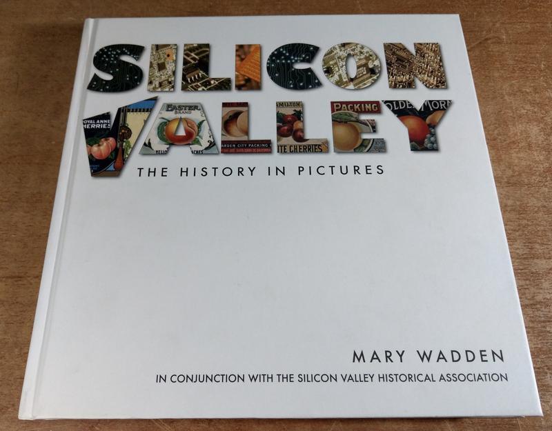 原文書Silicon Valley: The History in Pictures│9781467572453│七成新