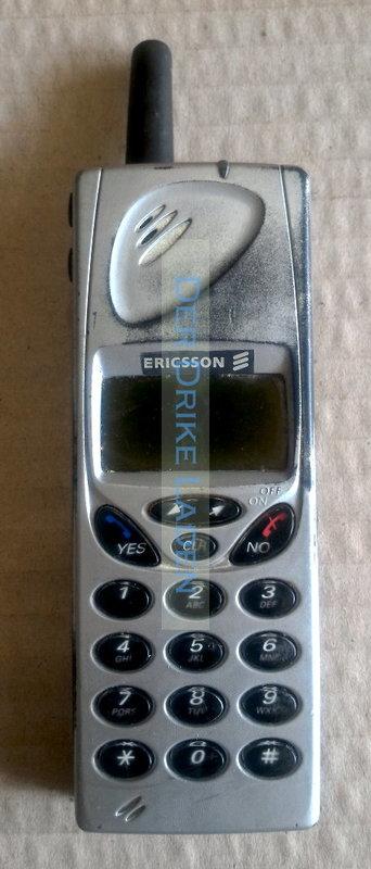 收藏出清  Ericsson S868(銀色) 古董機   
