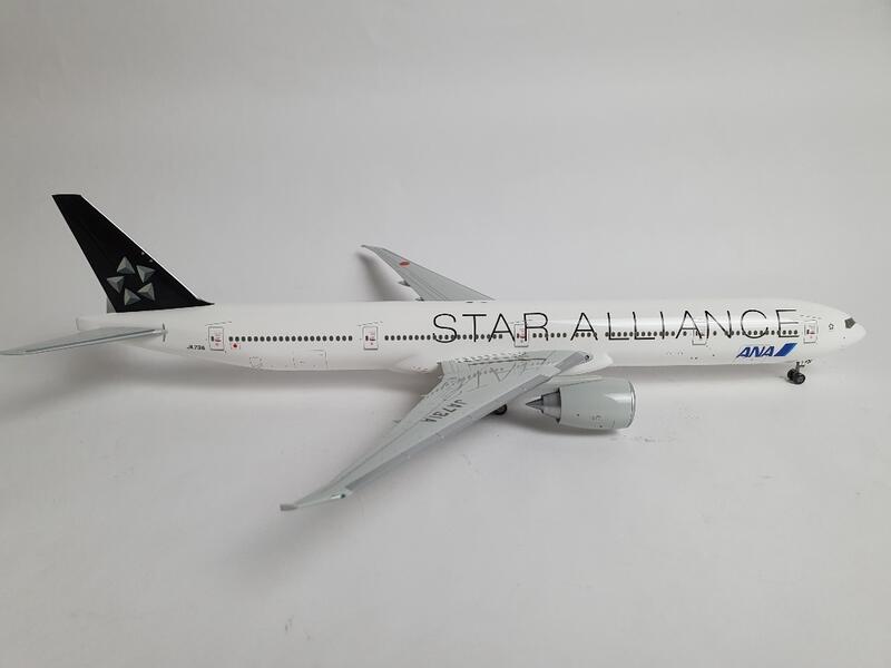 1:200 全日空ANA 波音777-300ER Star Alliance 星空聯盟彩繪機官方模型