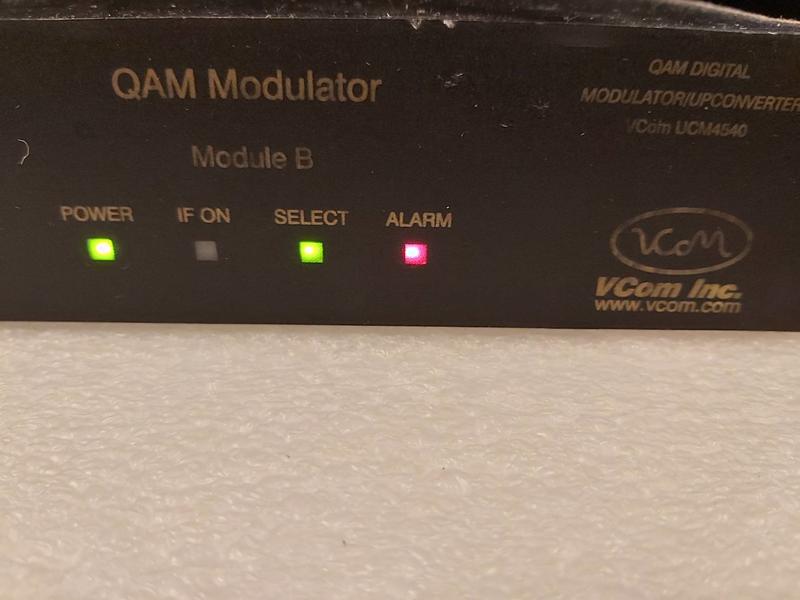 VCom UCM4540 QAM Modulator/Upconverter 數位電視調變器 