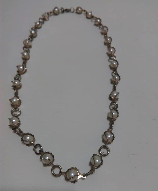 購物贈送 二手 白珠珠項鍊 拍照造型用
