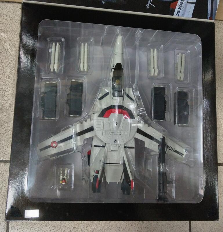 超時空要塞MACROSS 馬可羅斯YAMATO製造1/48 VF-1A 一条輝座駕..絕版已