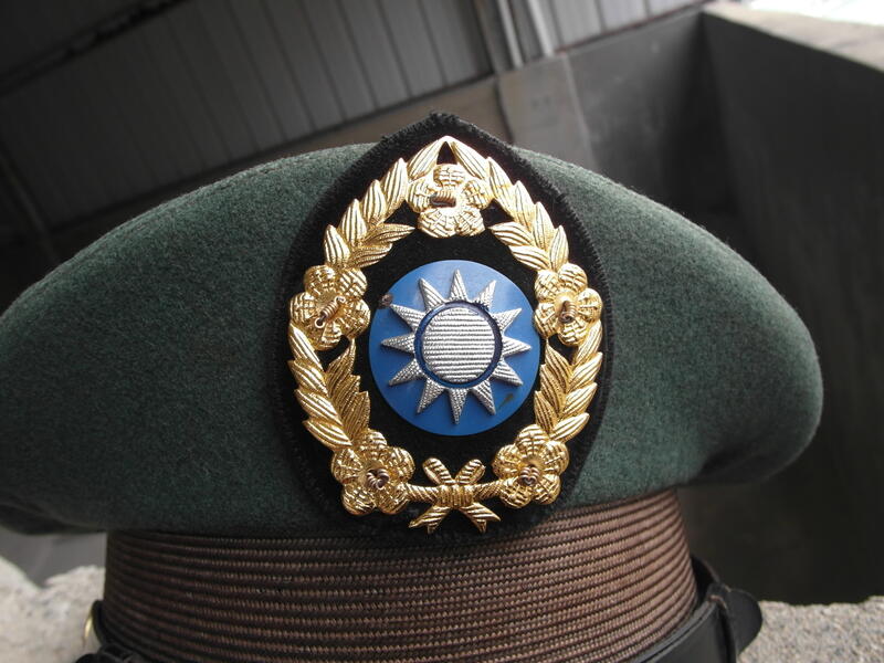 眷村---國軍陸軍大盤帽--軍帽--第一製帽廠--品如圖----- | 露天市集