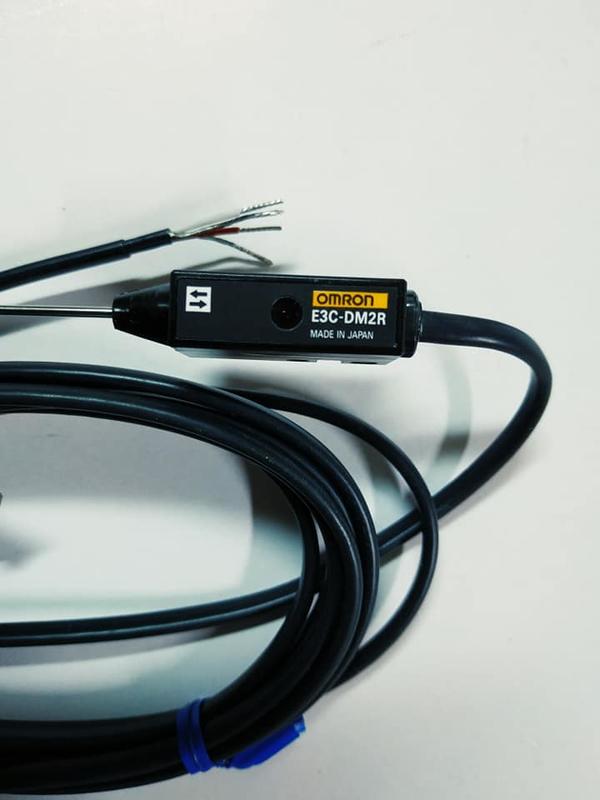 歐姆龍 OMRON 光電開關 光纖 放大器 E3C-DM2R