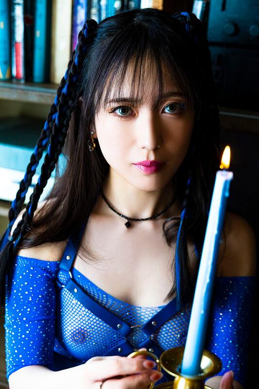 小湊よつ葉写真集 サイン入り