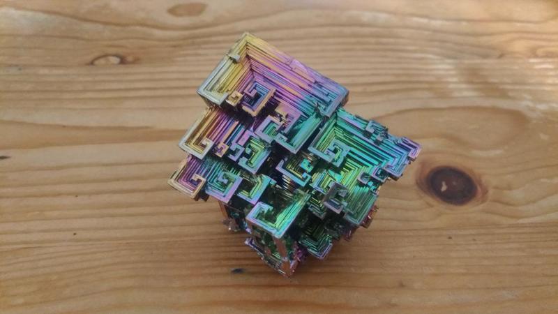 鉍晶體集合 Bismuth Crystals