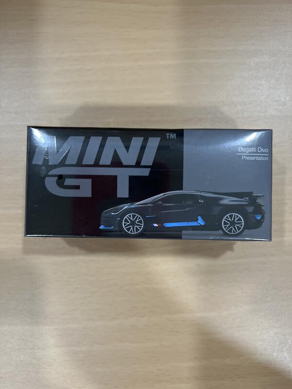 Boss 拍賣 Mini GT 1/64 474 Bugatti Divo