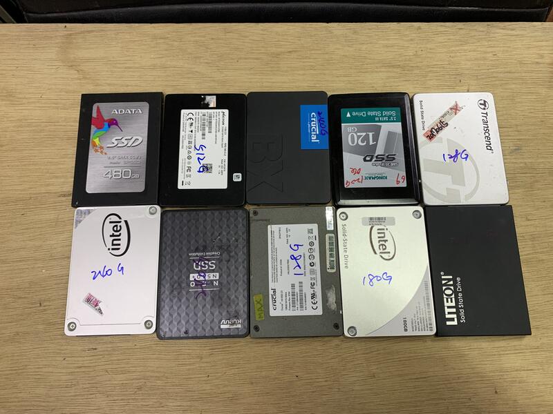 10個 SSD 有問題的硬碟.低價賣給想研究處理的人