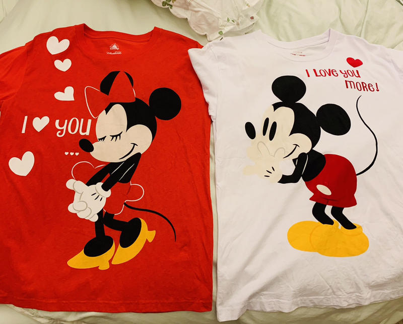 現貨香港迪士尼樂園 2019情人節米奇米妮 情侶款卡通成人短袖純棉T恤 兩件ㄧ組