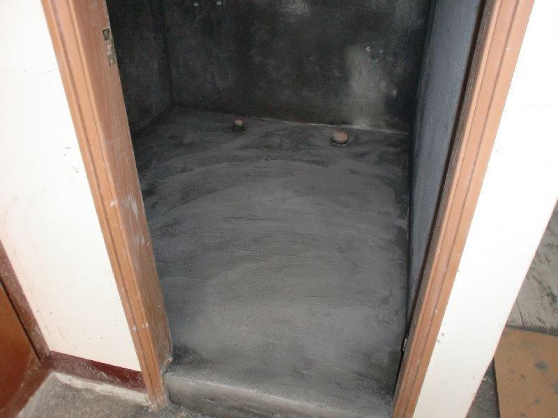 漏水長璧癌的浴室 作防水處理