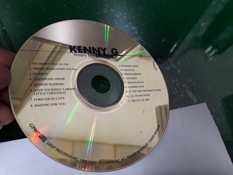 Kenny G Simply best  二手 CD 裸片 專輯(Z05)