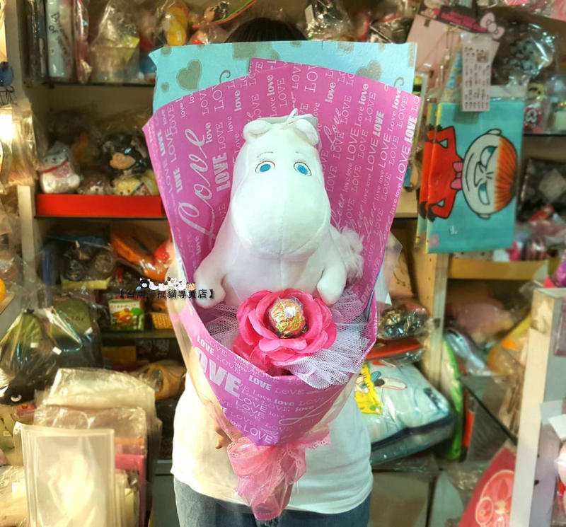 台南卡拉貓專賣店 嚕嚕米主題花束 金沙花束 直立式花束 娃娃花束 浪漫情人節 求婚告白 可繡字 可明天到